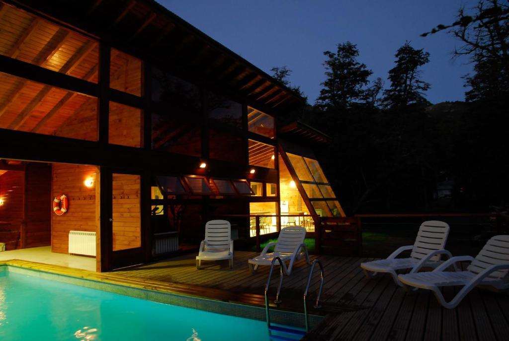 Arbolar, Casas De Montana- Piscina Climatizada Aparthotel Villa La Angostura Bagian luar foto