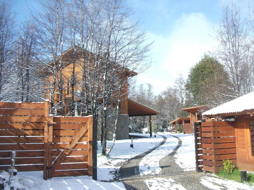 Arbolar, Casas De Montana- Piscina Climatizada Aparthotel Villa La Angostura Bagian luar foto